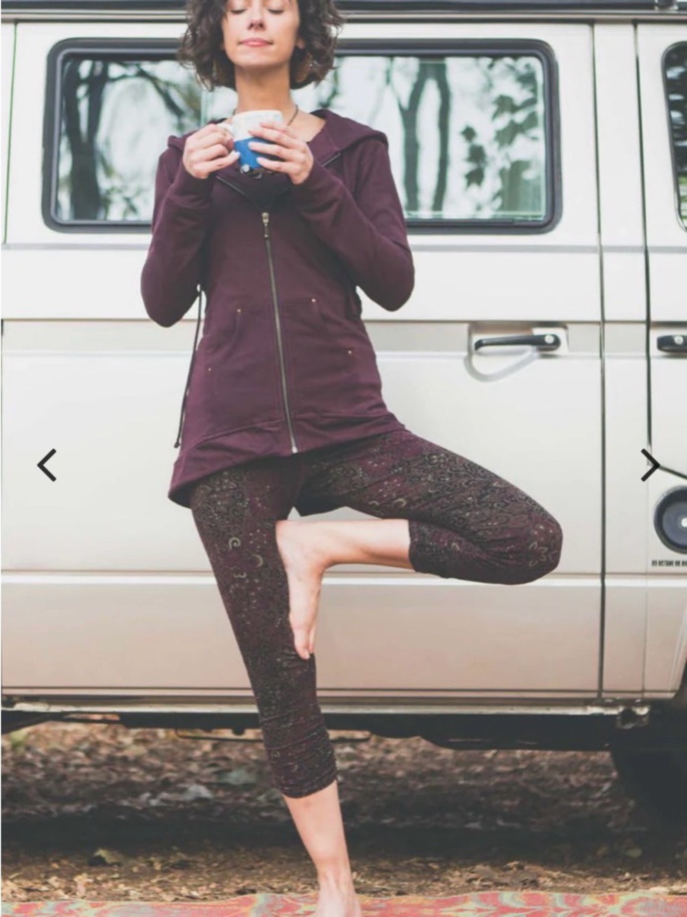 Women's Plum Patterned Capri Leggings - Om Gaia Tree